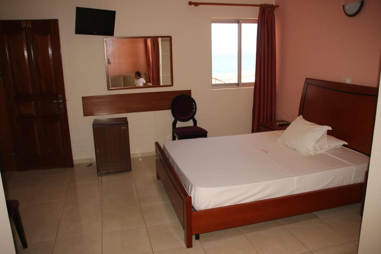 Restaurante Residencial Nova Cidade Porto Novo  Exterior photo