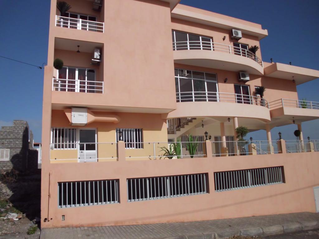 Restaurante Residencial Nova Cidade Hotel Porto Novo  Exterior photo